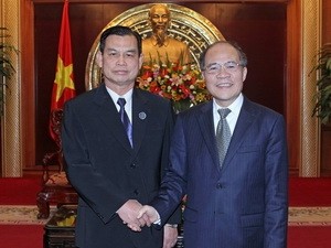 ประธานรัฐสภาเวียดนามให้การต้อนรับหัวหน้าคณะกรรมการตรวจเงินแผ่นดินของพม่า - ảnh 1
